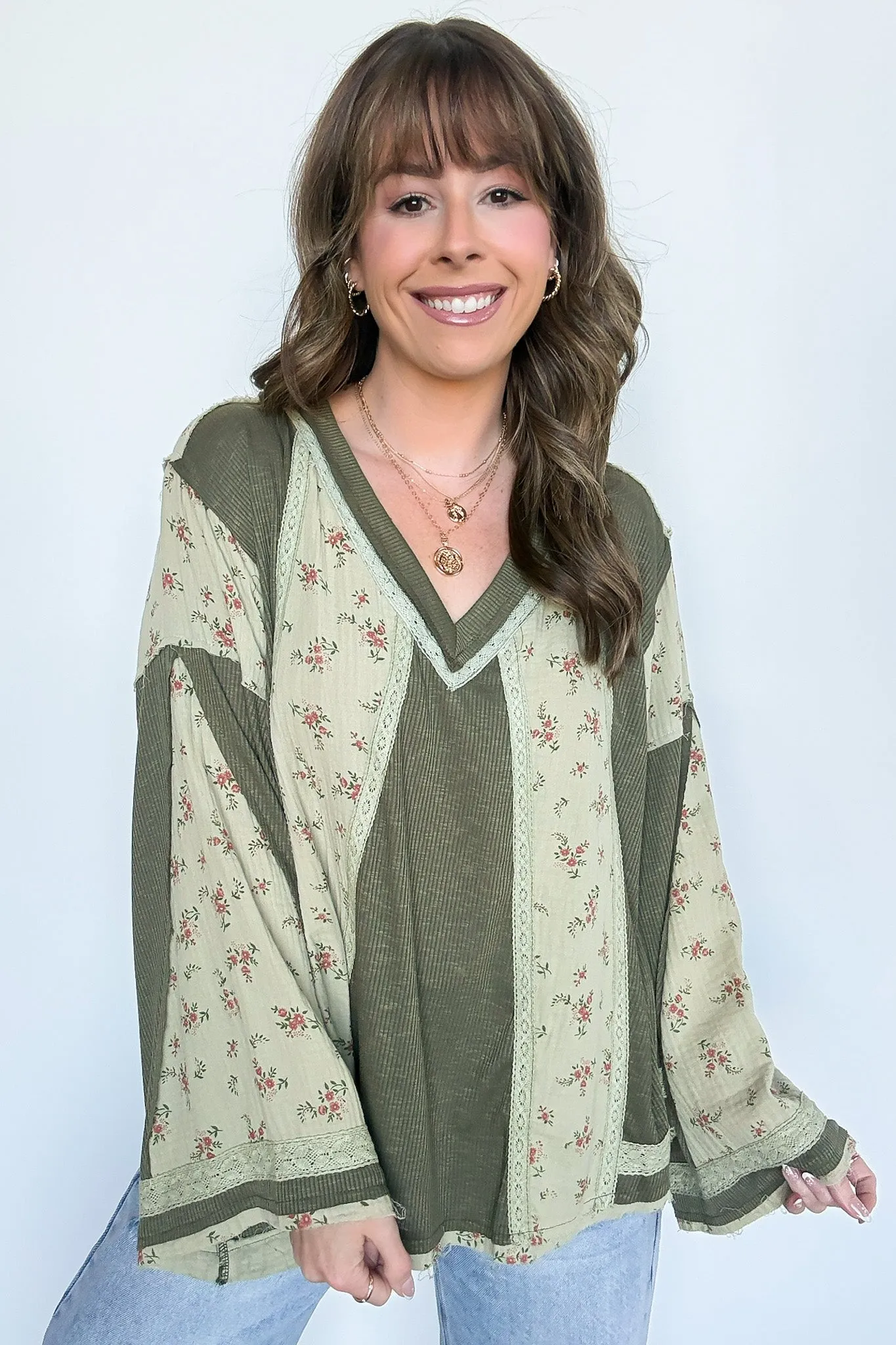 Allysia V-Neck Floral Contrast Top - FINAL SALE