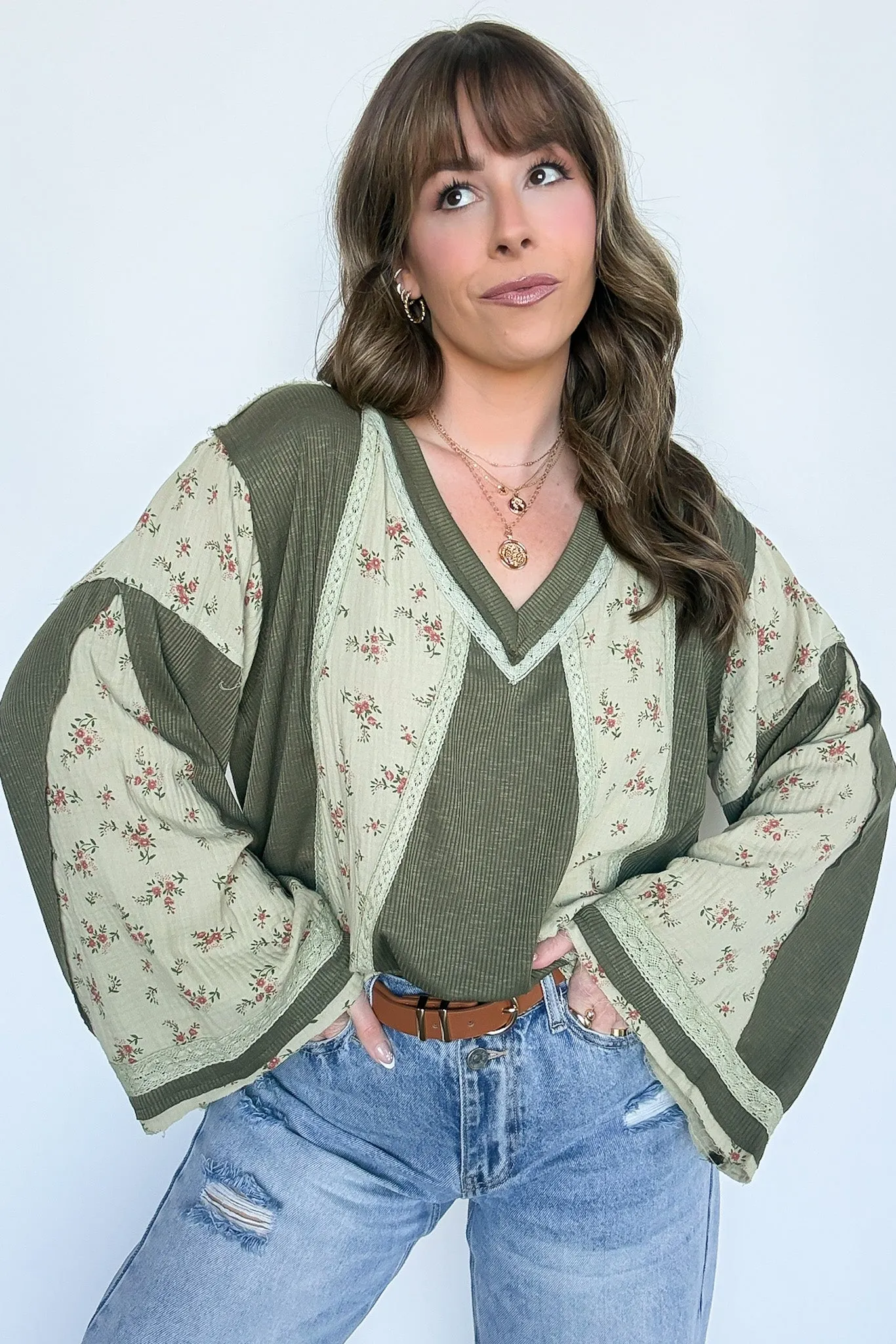 Allysia V-Neck Floral Contrast Top - FINAL SALE