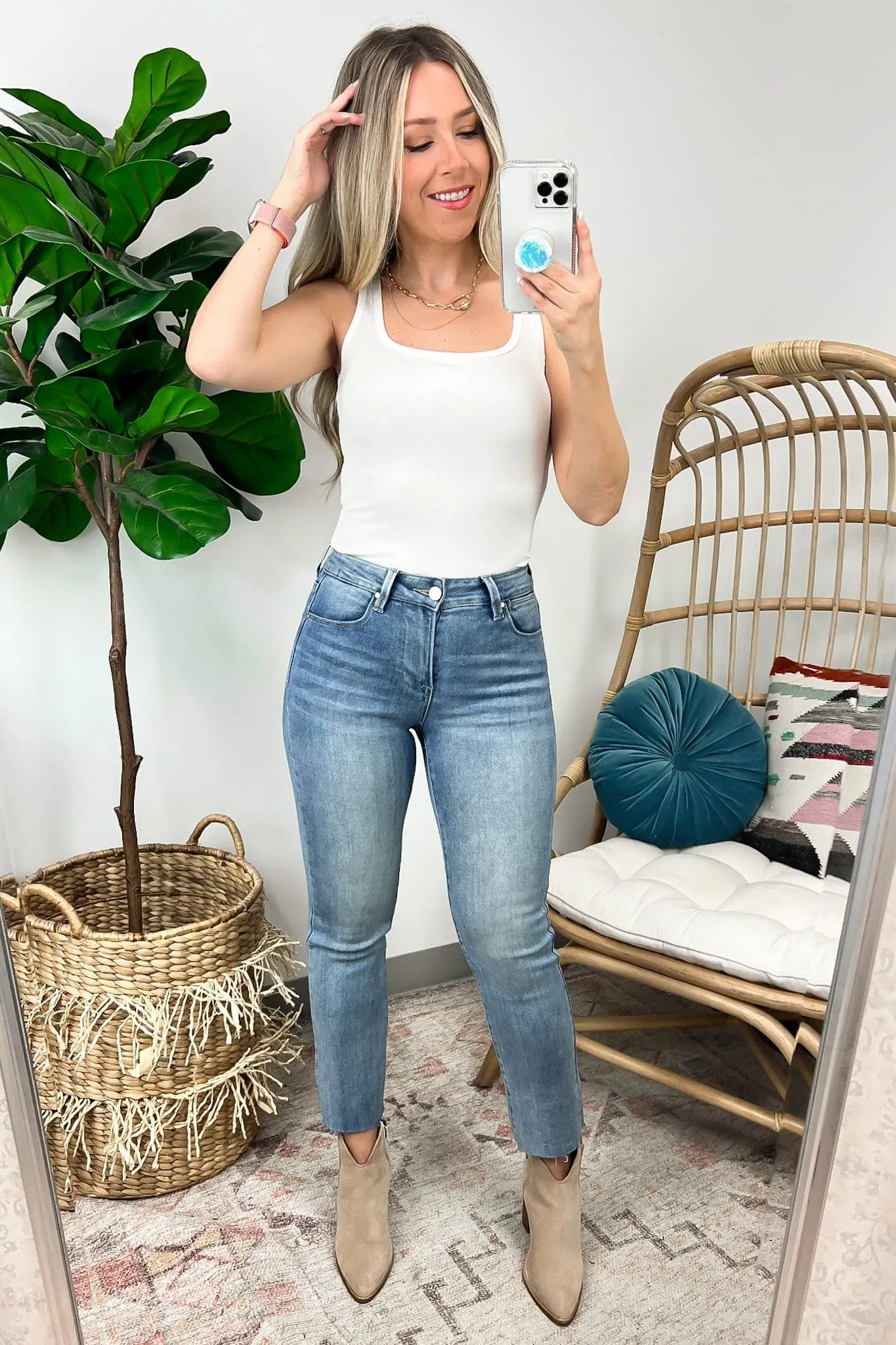 Devanee Mid Rise Straight Raw Edge Jeans - FINAL SALE