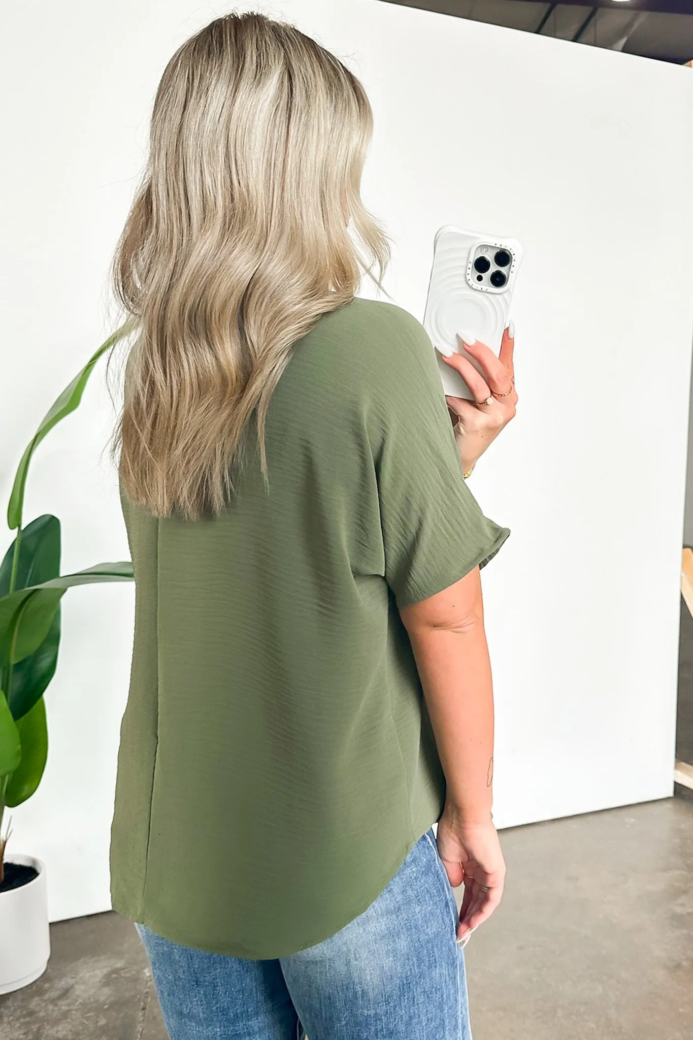 Evlynn V-Neck Short Sleeve Top - BACK IN STOCK