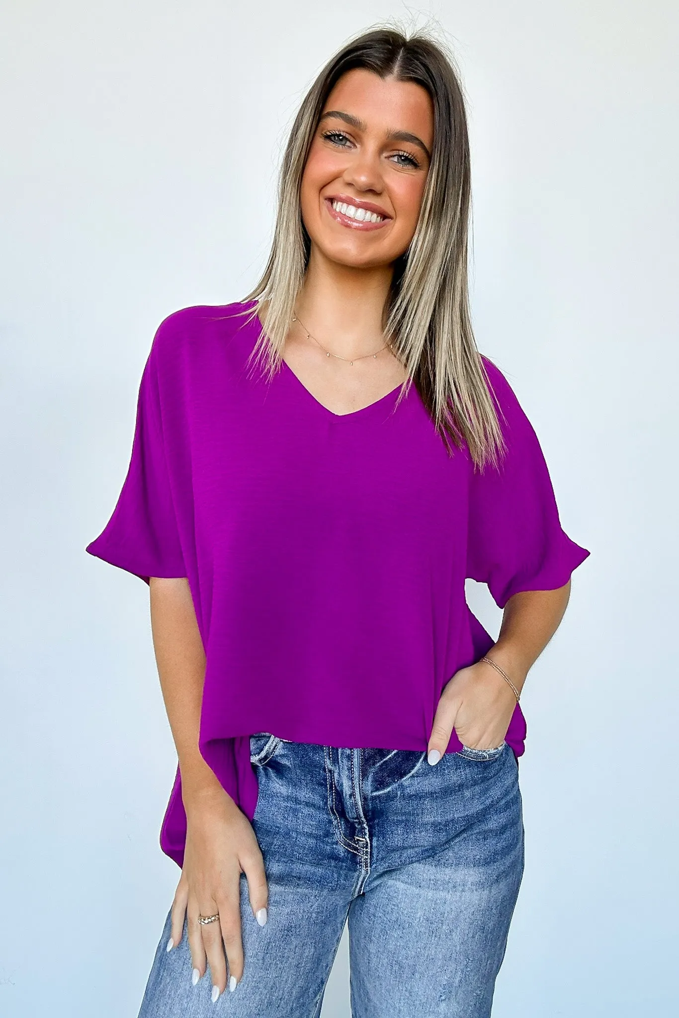 Evlynn V-Neck Short Sleeve Top - BACK IN STOCK