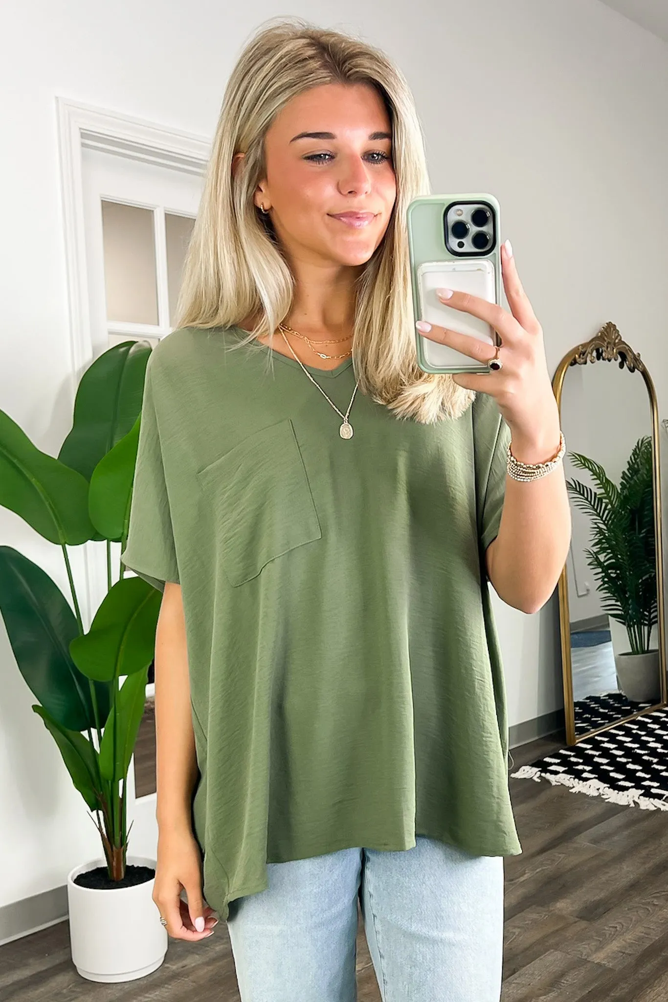 Have it Here V-Neck Pocket Top | BACK IN STOCK   NEW COLORS