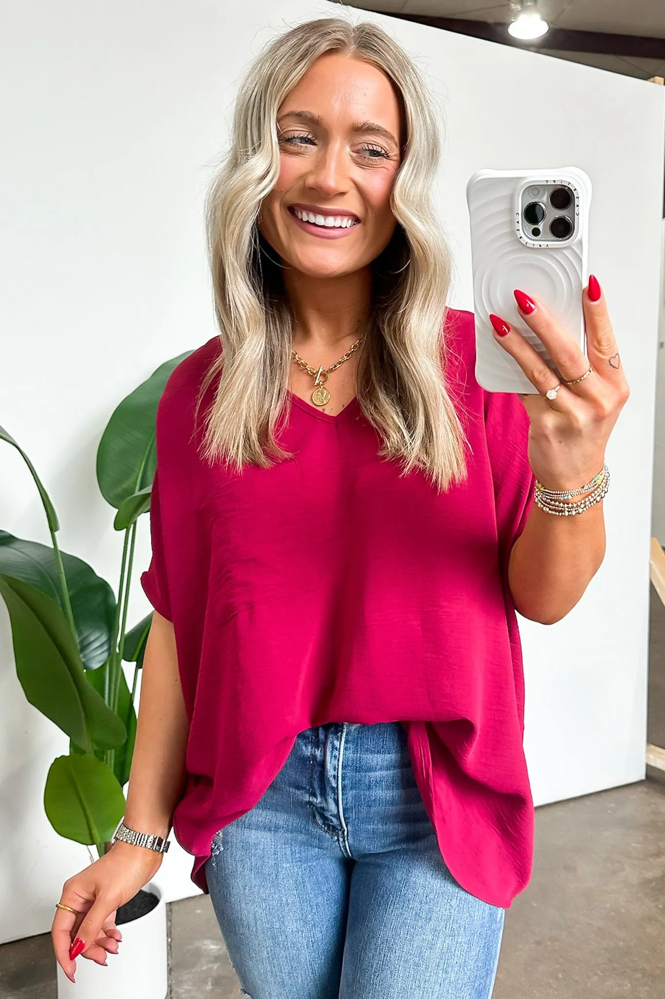 Have it Here V-Neck Pocket Top | BACK IN STOCK   NEW COLORS
