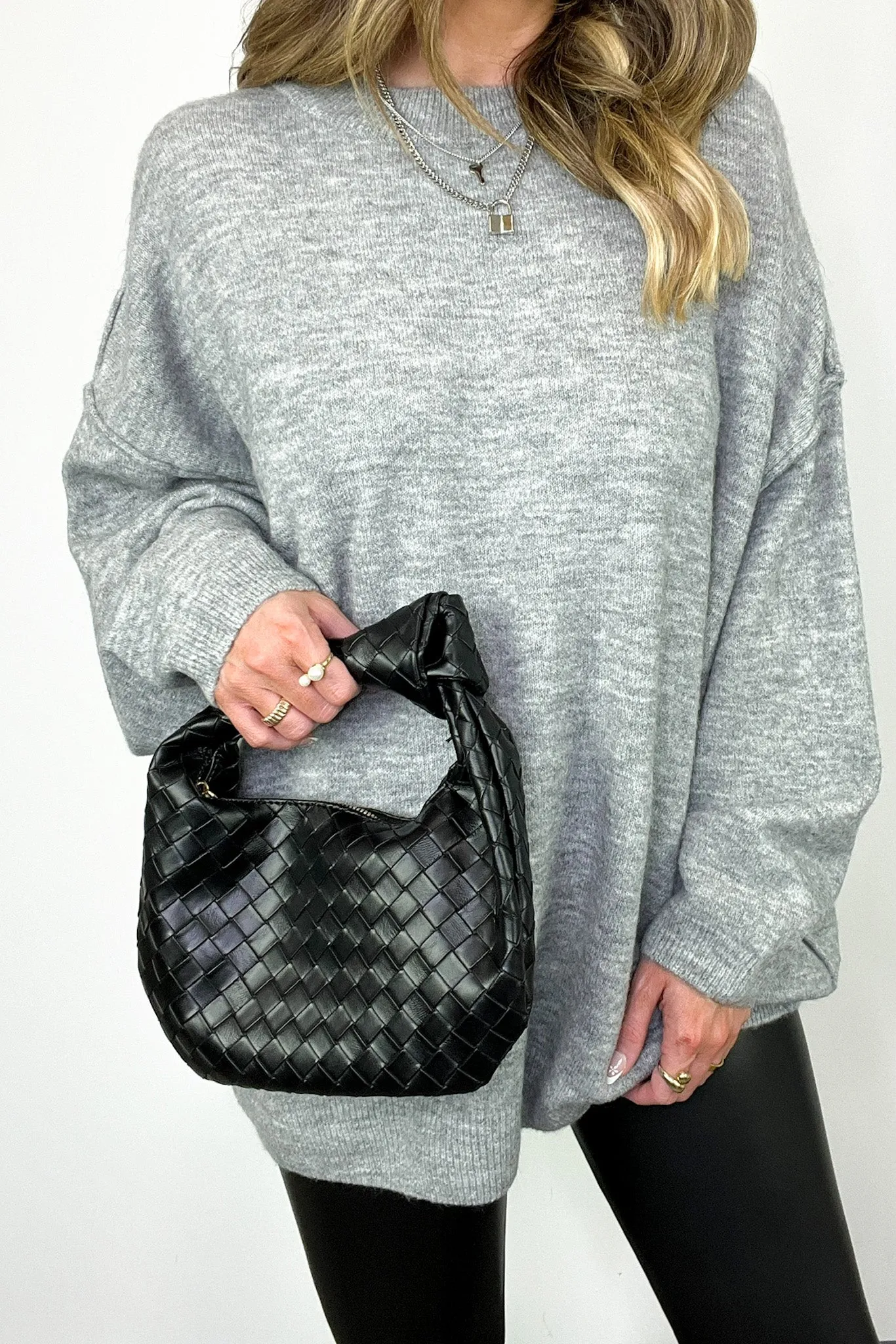 Impressive Detail Woven Knotted Sloucy Hobo Handbag