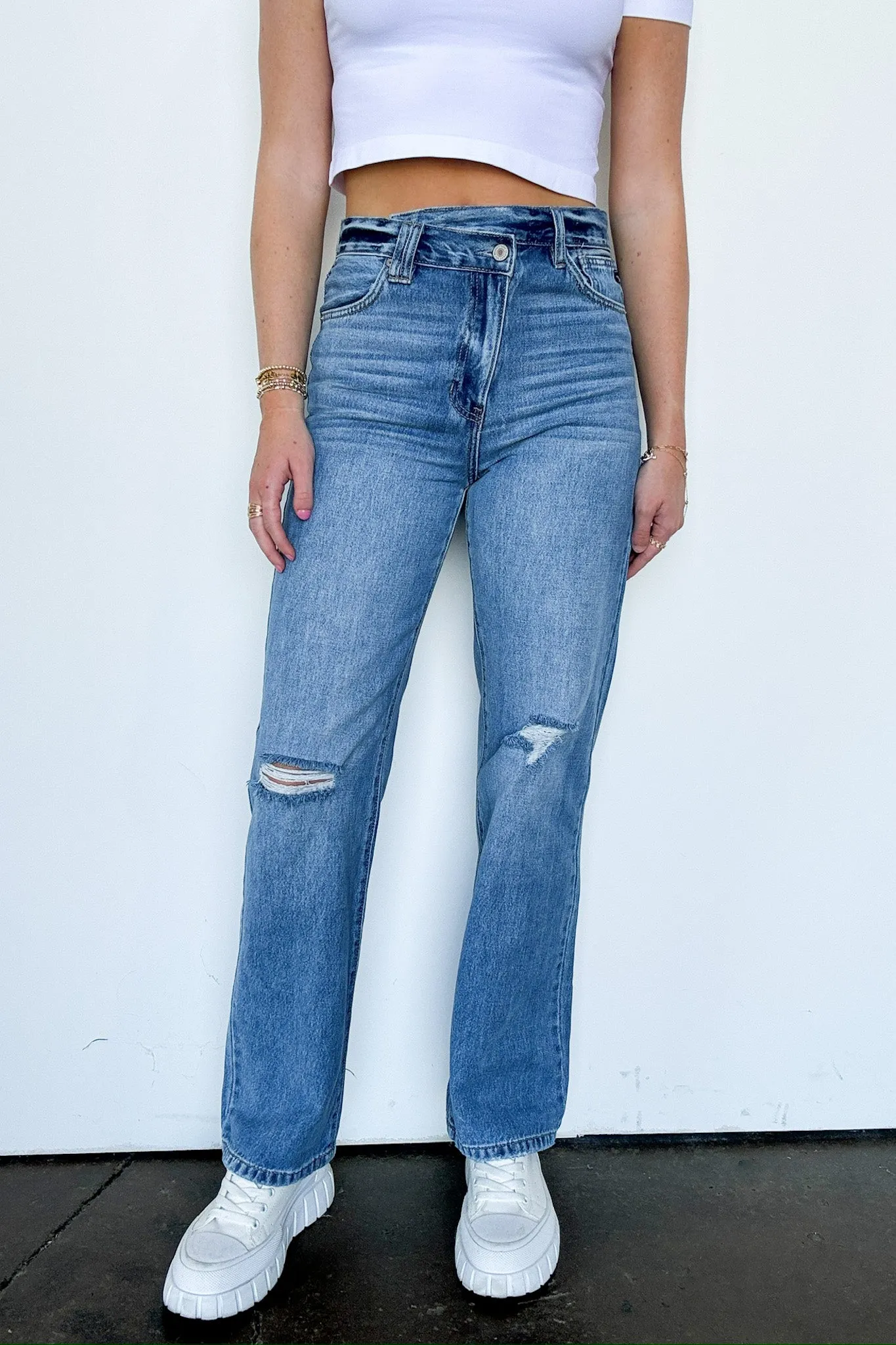 Jessica 90's Wide Straight Leg Jeans