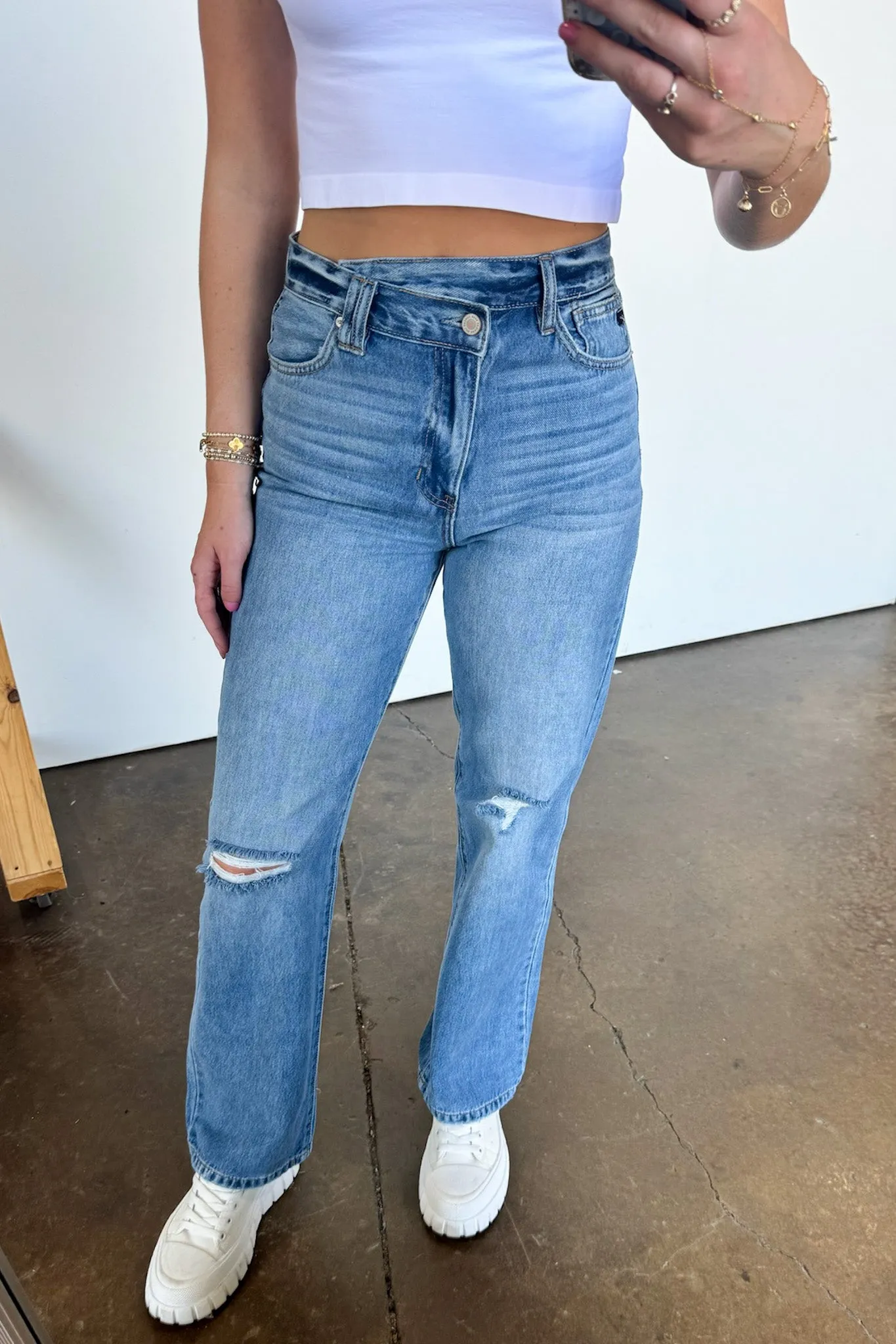 Jessica 90's Wide Straight Leg Jeans