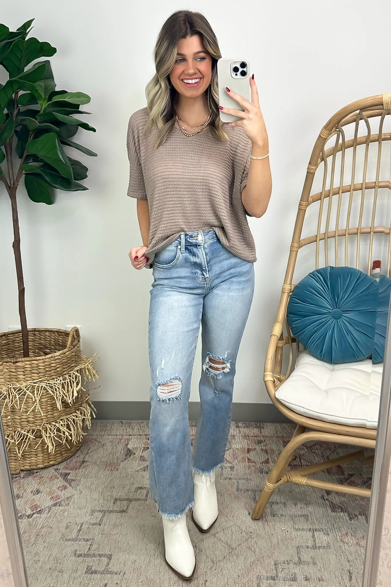 Julietta V-Neck Cropped Short Sleeve Top - BACK IN STOCK