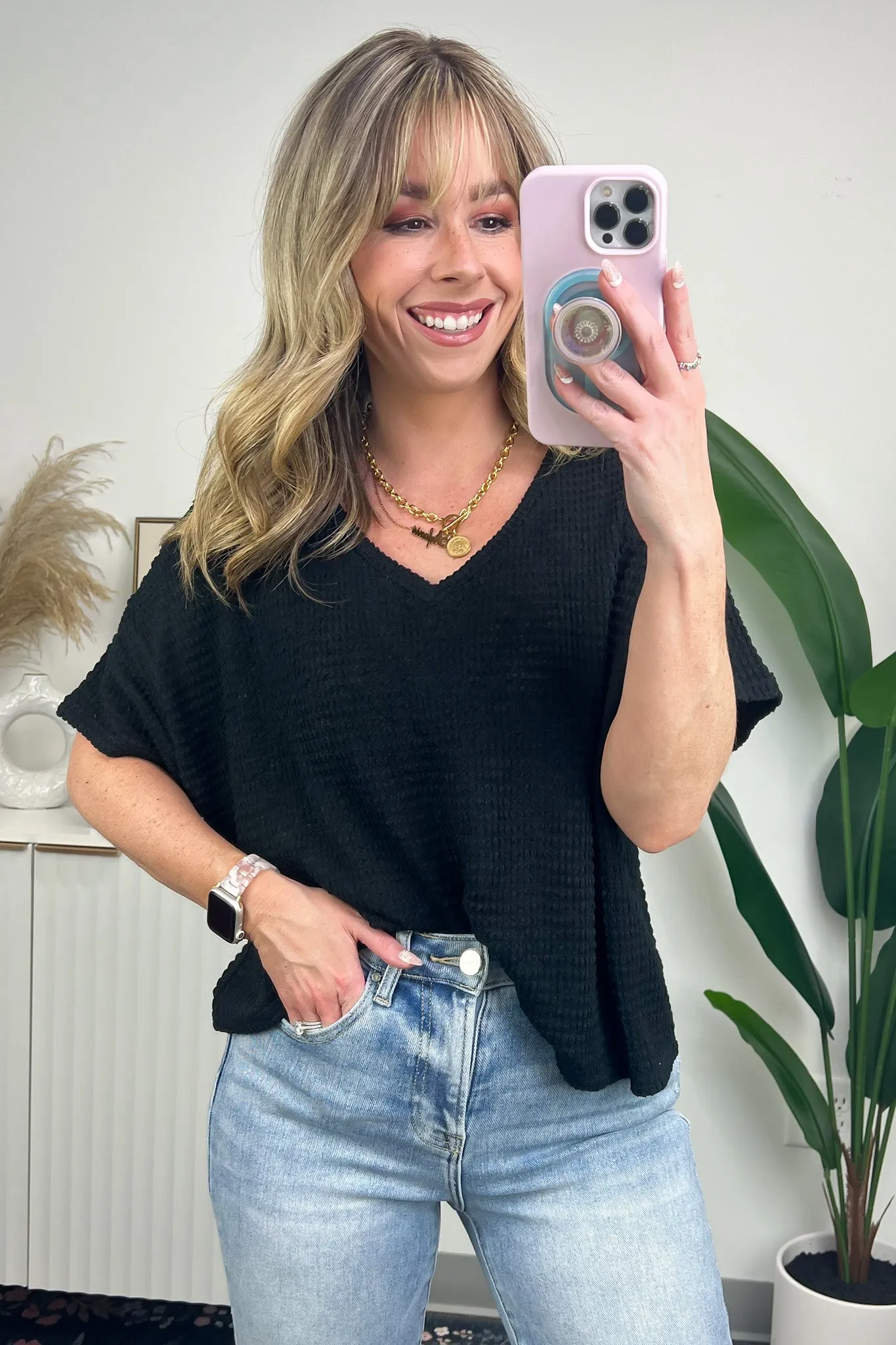 Julietta V-Neck Cropped Short Sleeve Top - BACK IN STOCK
