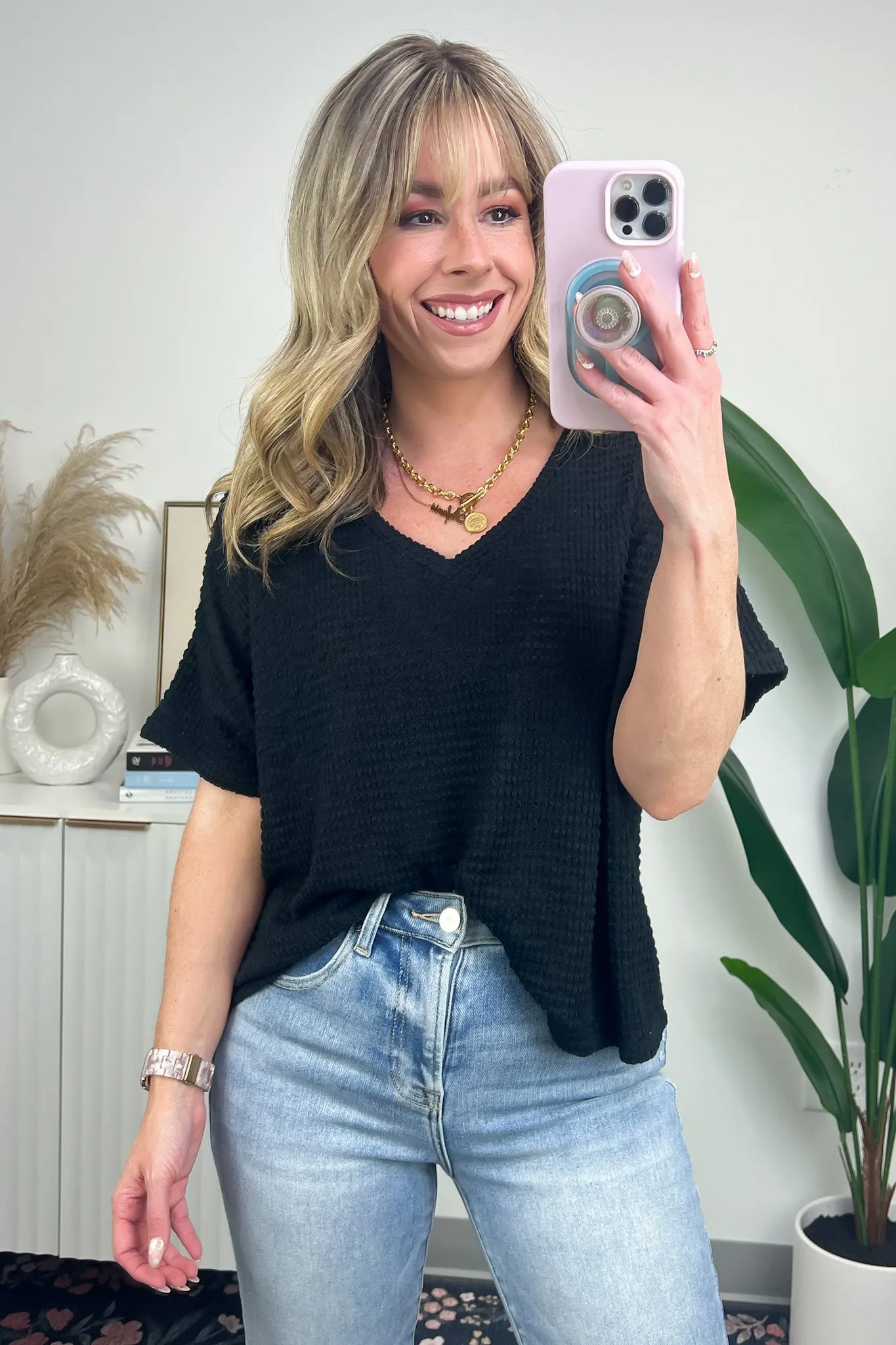 Julietta V-Neck Cropped Short Sleeve Top - BACK IN STOCK
