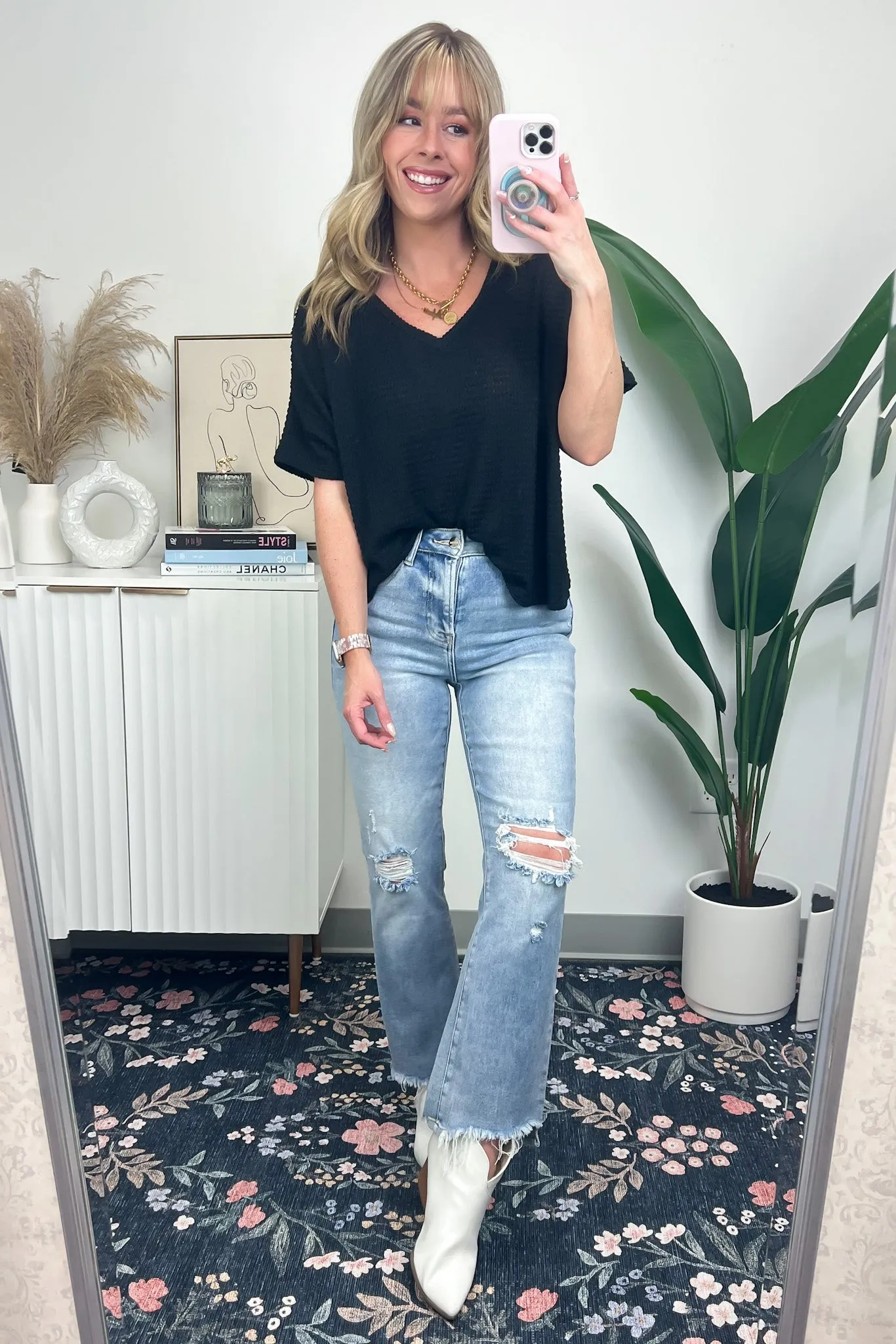 Julietta V-Neck Cropped Short Sleeve Top - BACK IN STOCK