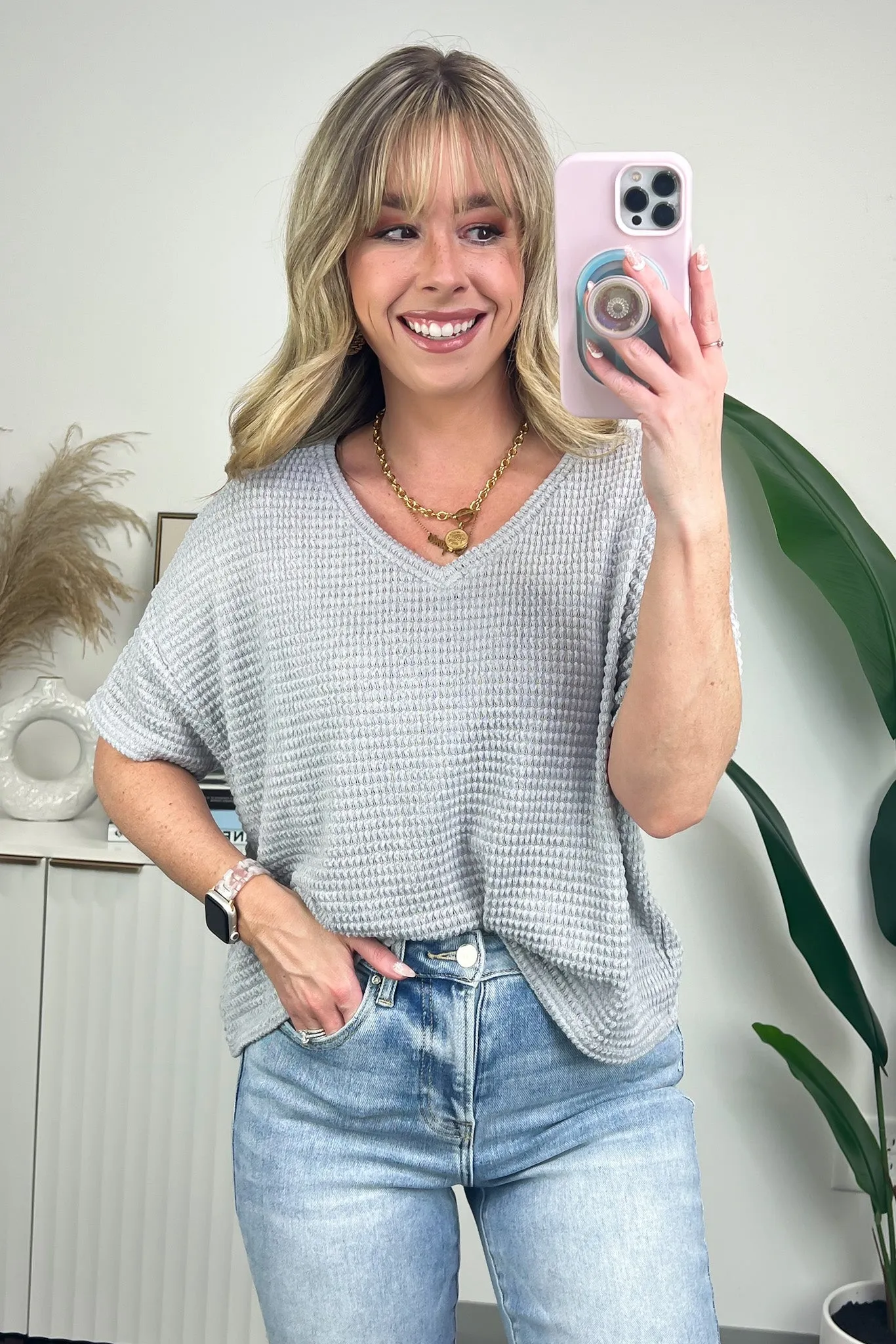 Julietta V-Neck Cropped Short Sleeve Top - BACK IN STOCK