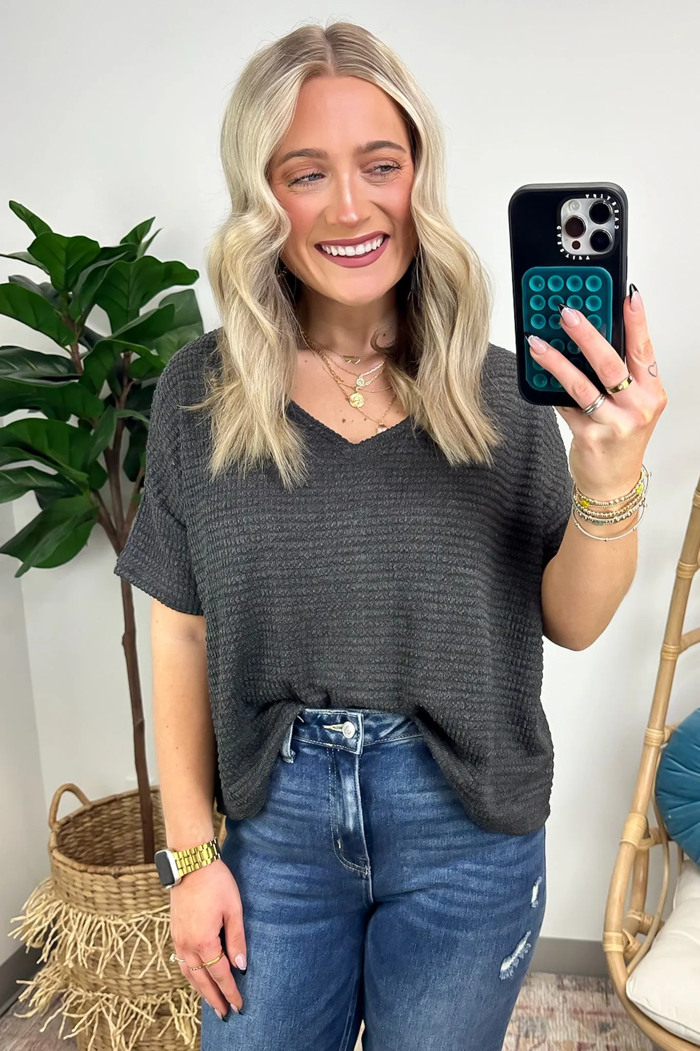 Julietta V-Neck Cropped Short Sleeve Top - BACK IN STOCK