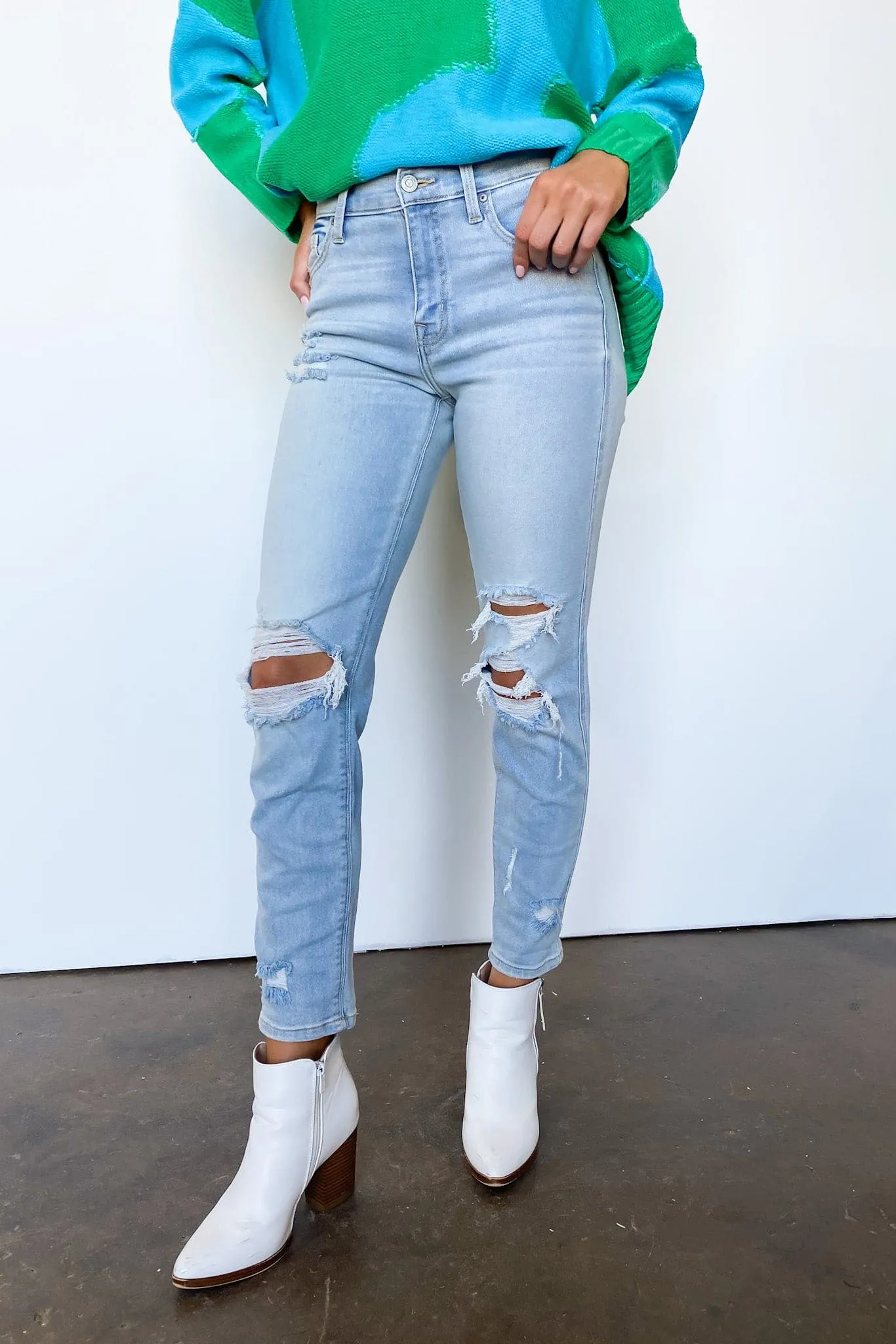 Looking Good Distressed Boyfriend Jeans - FINAL SALE
