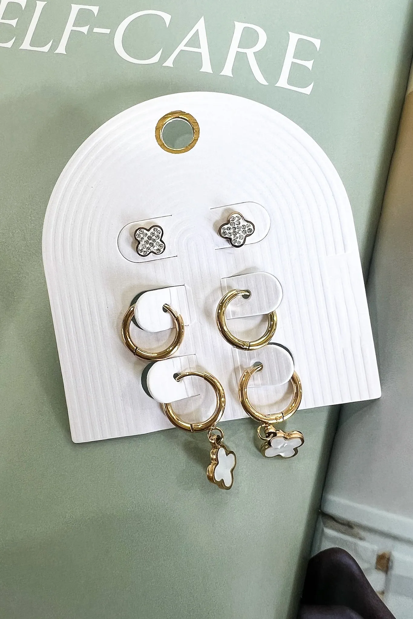 Marlenah Mother of Pearl Clover Hoop Earring Set