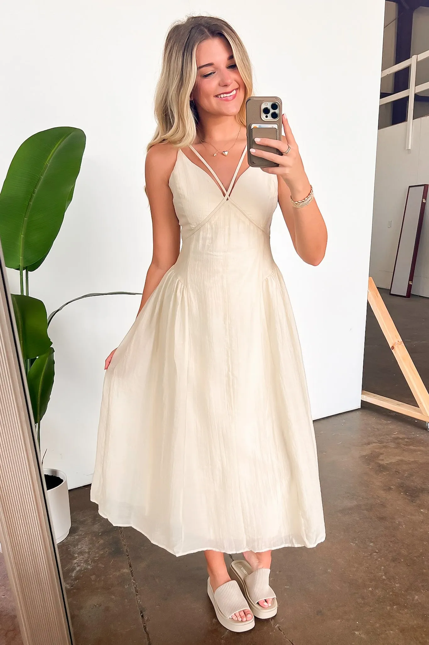 Questa Cutout Neckline Maxi Dress - FINAL SALE