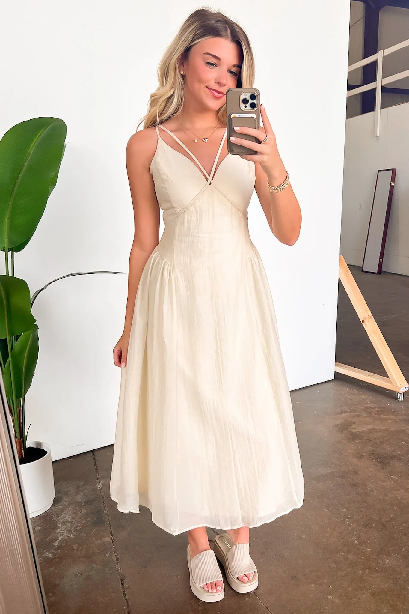 Questa Cutout Neckline Maxi Dress - FINAL SALE
