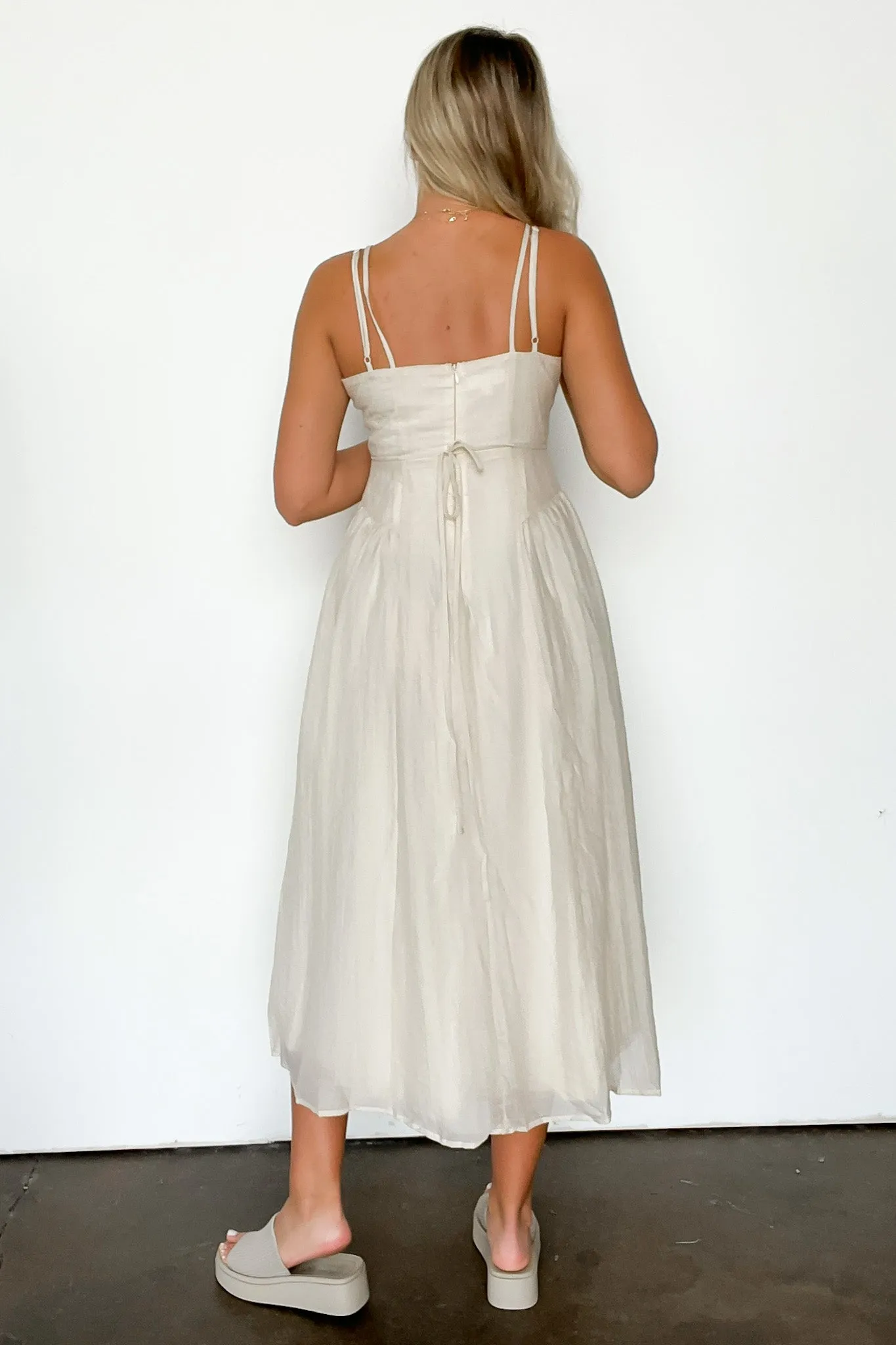 Questa Cutout Neckline Maxi Dress - FINAL SALE