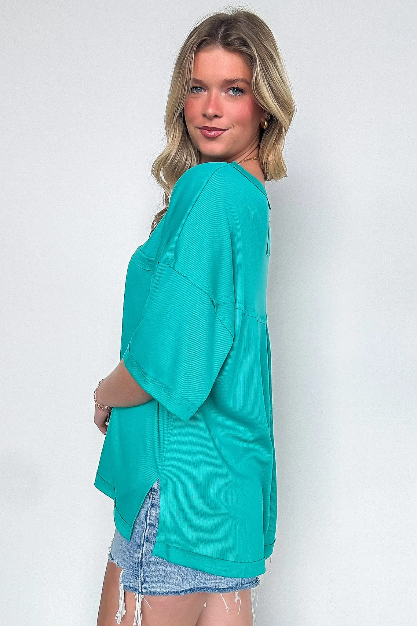 Simonah Relaxed Fit Pocket Tee