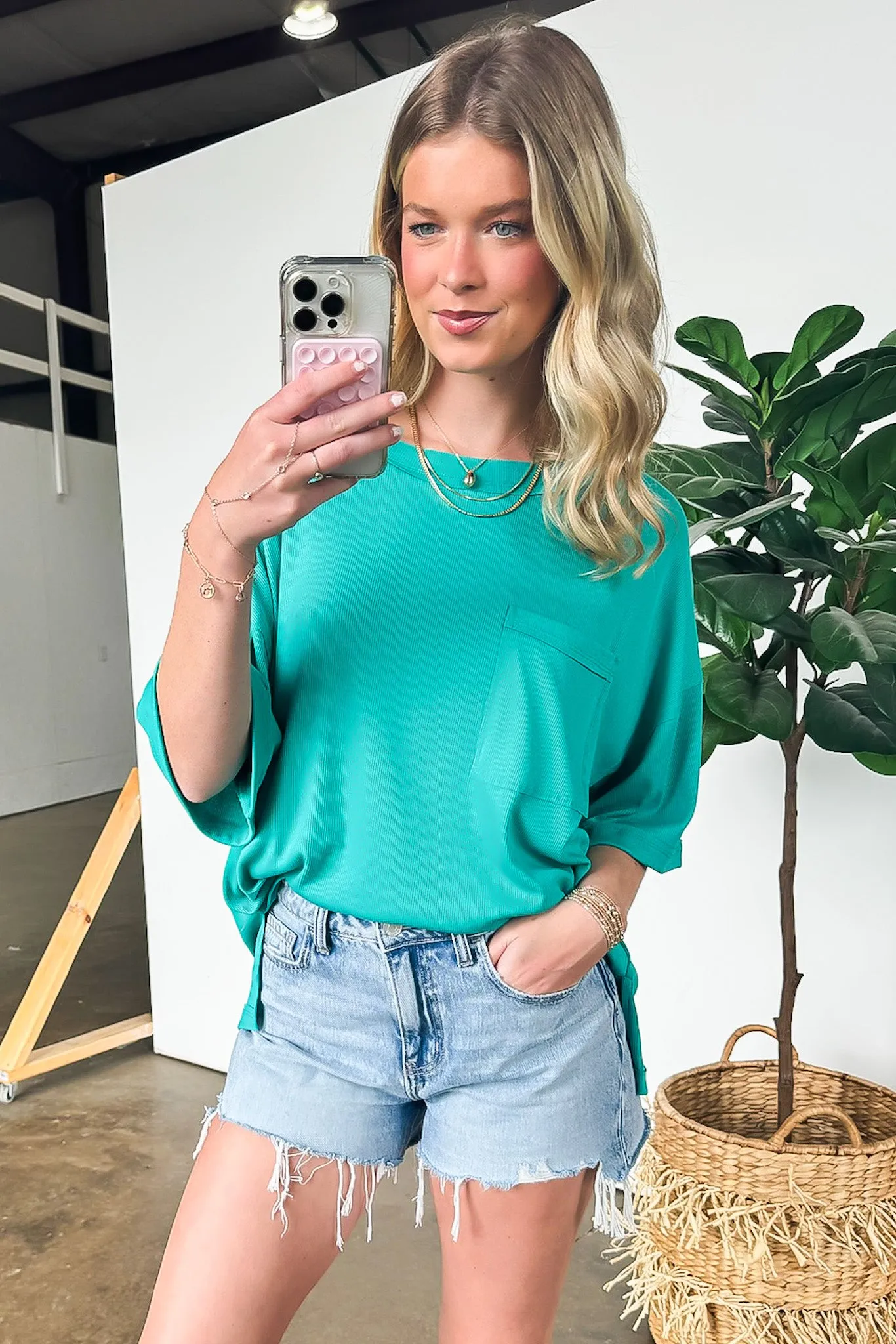 Simonah Relaxed Fit Pocket Tee