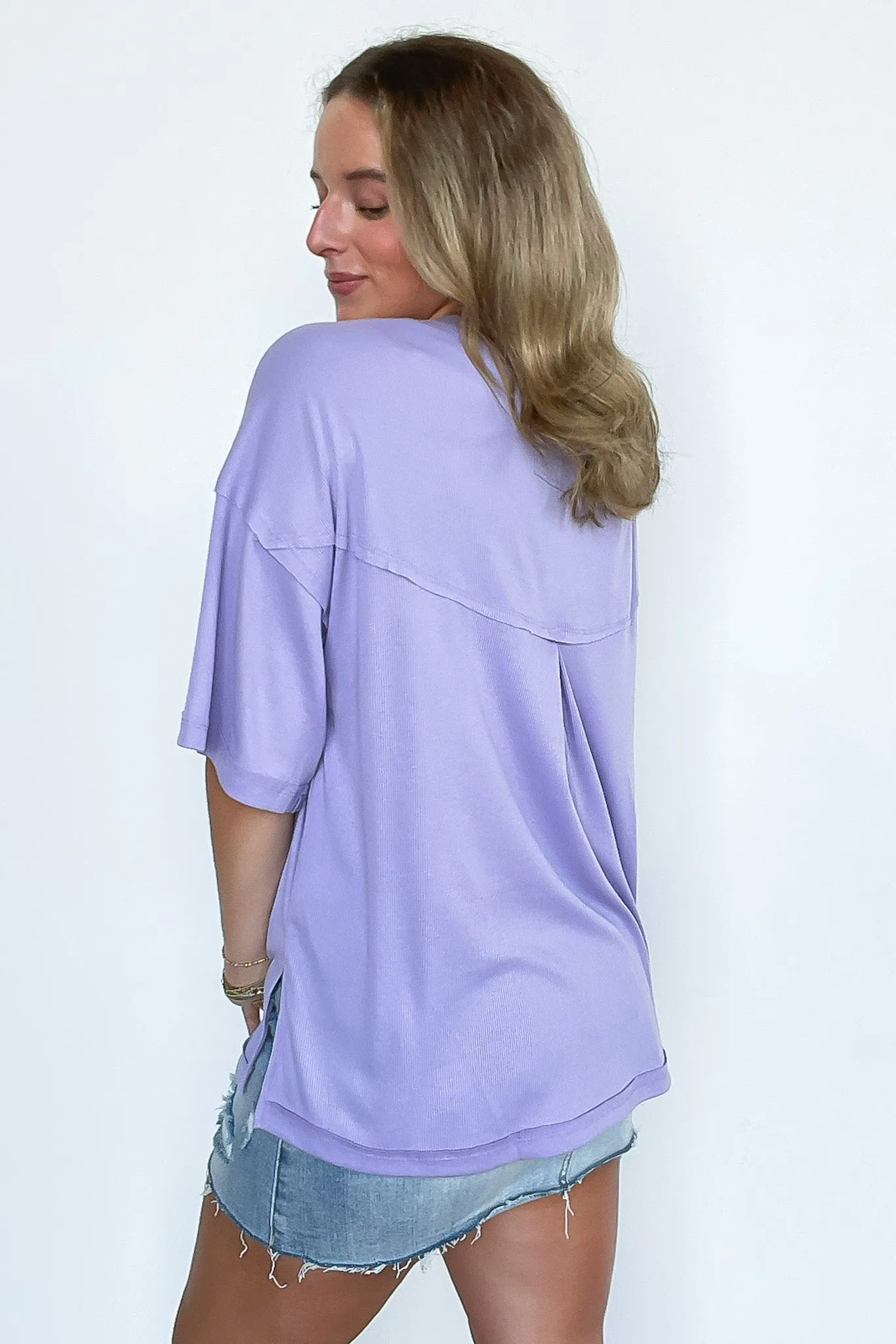 Simonah Relaxed Fit Pocket Tee