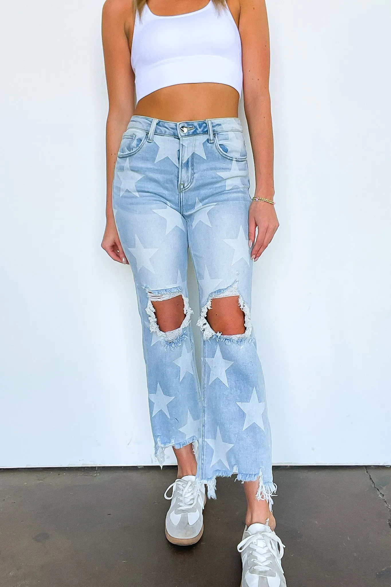 Sky Full of Stars Straight Crop Distressed Jeans
