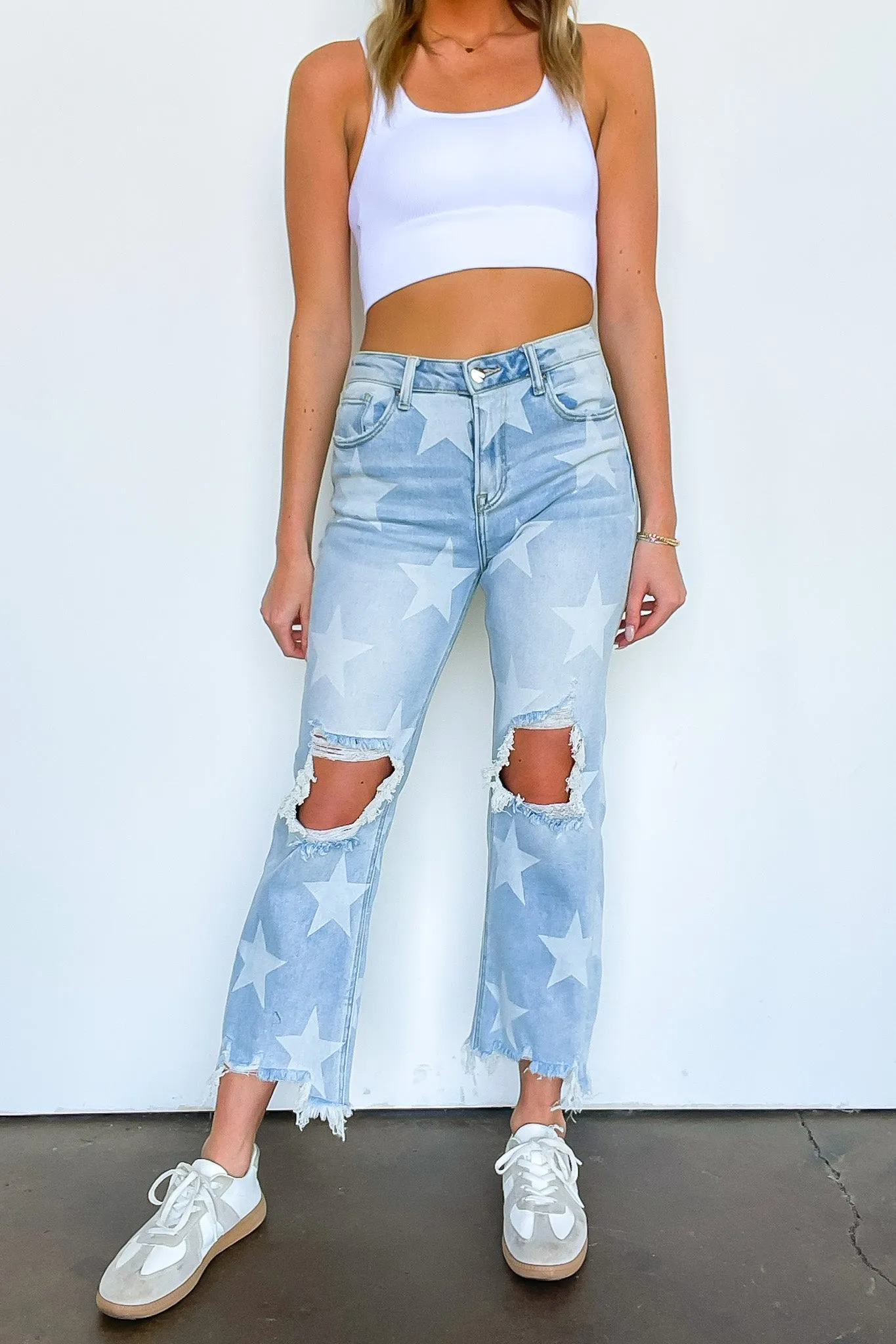 Sky Full of Stars Straight Crop Distressed Jeans